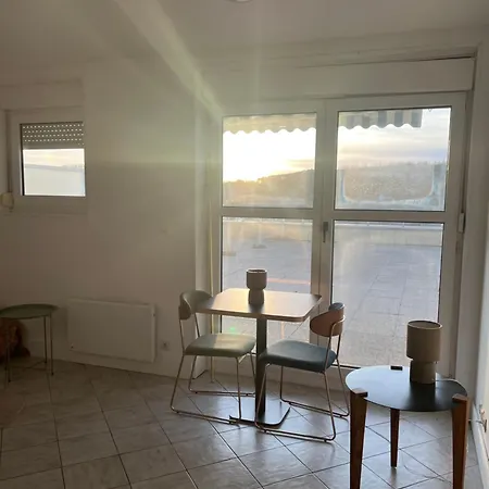 Le De La Apartamento